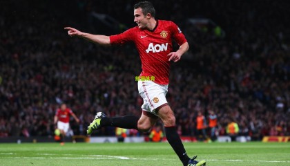 亚娜·桑托斯鏖战米莎·塔特，UFC 5月4日女子雏量级焦点战，传奇回归与新星崛起的碰撞